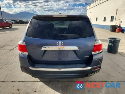 Zdjęcie 6 z 12 samochodu: 2011 TOYOTA HIGHLANDER BASE VIN:5TDBK3EHXBS041948 - miniatura