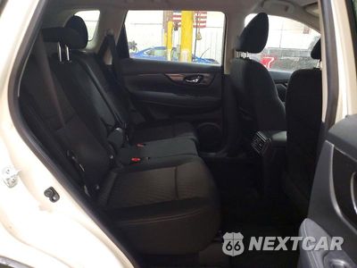 Zdjęcie 11 z 13 samochodu: 2017 NISSAN ROGUE SV VIN:KNMAT2MVXHP552802 - miniatura