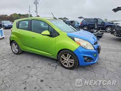 Czwarte zdjęcie samochodu z boku: 2015 CHEVROLET SPARK LS VIN:KL8CB6S93FC733083 - miniatura
