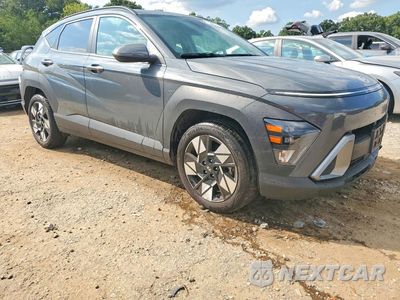 Czwarte zdjęcie samochodu z boku: 2025 HYUNDAI KONA SEL VIN:KM8HB3AB3SU270894 - miniatura