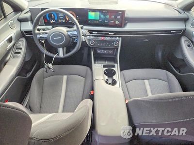 Zdjęcie 8 z 12 samochodu: 2026 HYUNDAI SONATA SEL SPORT VIN:KMHL64JA8TA563740 - miniatura