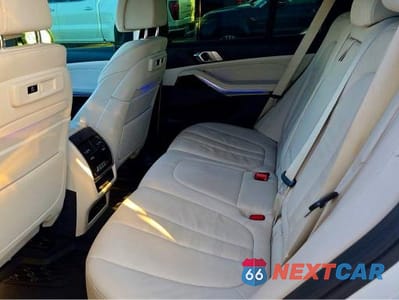 Zdjęcie 6 z 12 samochodu: 2019 BMW X5 XDRIVE40I VIN:5UXCR6C55KLL37146 - miniatura