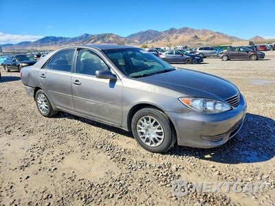Czwarte zdjęcie samochodu z boku: 2006 TOYOTA CAMRY LE VIN:4T1BE32K96U650632 - miniatura