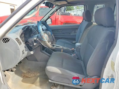 Zdjęcie 7 z 12 samochodu: 2004 NISSAN FRONTIER STANDARD VIN:1N6DD26T44C427461 - miniatura