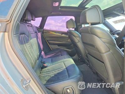 Zdjęcie 10 z 12 samochodu: 2018 BMW 640 XIGT VIN:WBAJV6C50JBJ99621 - miniatura