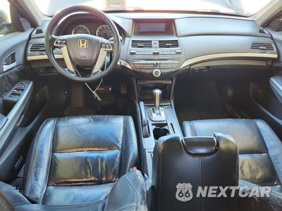 Zdjęcie 8 z 13 samochodu: 2008 HONDA ACCORD EXL VIN:1HGCP268X8A102401 - miniatura
