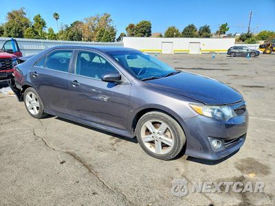 Czwarte zdjęcie samochodu z boku: 2013 TOYOTA CAMRY SE VIN:4T1BF1FK0DU697699 - miniatura
