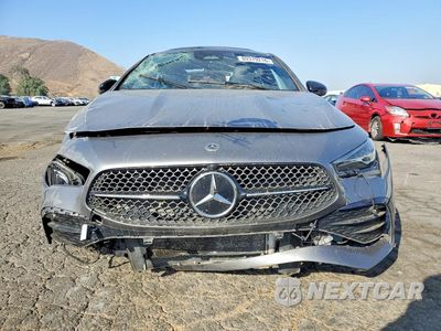 Piąte zdjęcie samochodu w środku: 2025 MERCEDES-BENZ CLA 250 VIN:W1K5J4GB4SN482257 - miniatura