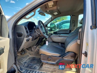 Zdjęcie 7 z 12 samochodu: 2019 FORD F250 SUPER DUTY VIN:1FT7X2B6XKEE50820 - miniatura