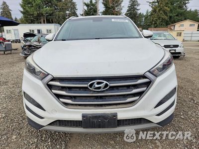 Piąte zdjęcie samochodu w środku: 2017 HYUNDAI TUCSON SPORT VIN:KM8J33A26HU549327 - miniatura