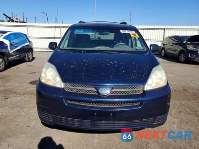Piąte zdjęcie samochodu w środku: 2004 TOYOTA SIENNA LE VIN:5TDBA23C84S022855 - miniatura