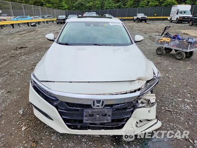 Piąte zdjęcie samochodu w środku: 2018 HONDA ACCORD TOURING VIN:1HGCV1F97JA029759 - miniatura