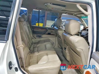 Zdjęcie 11 z 13 samochodu: 2004 LEXUS LX 470 BASE VIN:JTJHT00W343543665 - miniatura