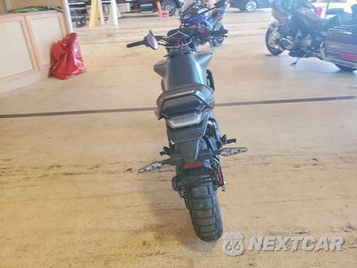 Czwarte zdjęcie samochodu z boku: 2024 HUSQVARNA VITPILEN 401/SVARTPILEN 401 VIN:MD2JUJ407RN208735 - miniatura