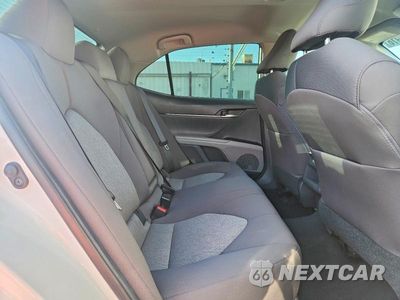 Zdjęcie 10 z 12 samochodu: 2020 TOYOTA CAMRY LE VIN:4T1C11AK5LU922790 - miniatura
