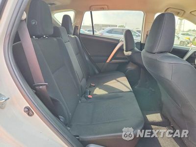 Zdjęcie 10 z 12 samochodu: 2018 TOYOTA RAV4 LE VIN:JTMBFREV1JJ251590 - miniatura