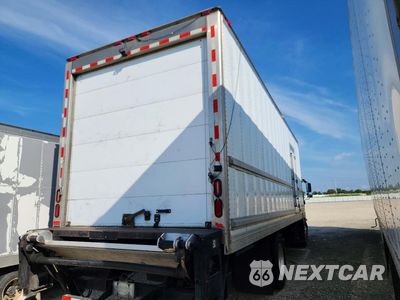 Trzecie zdjęcie samochodu z tyłu: 2024 ISUZU FTR REFRIGERATED BOX TRUCK VIN:54DK6S1F0RSA01493 - miniatura