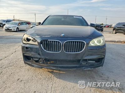 Piąte zdjęcie samochodu w środku: 2014 BMW 750 I VIN:WBAYA8C55ED228398 - miniatura