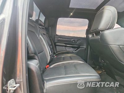 Zdjęcie 10 z 12 samochodu: 2022 RAM 1500 LARAMIE VIN:1C6SRFJT9NN180168 - miniatura