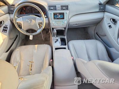 Zdjęcie 8 z 12 samochodu: 2007 TOYOTA CAMRY HYBRID VIN:JTNBB46K773044441 - miniatura