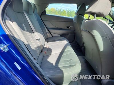 Zdjęcie 10 z 12 samochodu: 2023 HYUNDAI ELANTRA SEL VIN:KMHLM4AG8PU621764 - miniatura
