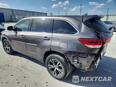 Drugie zdjęcie samochodu z przodu: 2019 TOYOTA HIGHLANDER LE PLUS VIN:5TDZZRFH4KS324258 - miniatura
