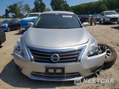 Piąte zdjęcie samochodu w środku: 2015 NISSAN ALTIMA 2.5 S VIN:1N4AL3AP5FN362240 - miniatura