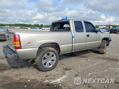 Trzecie zdjęcie samochodu z tyłu: 2001 CHEVROLET SILVERADO K1500 VIN:1GCEK19T91E211530 - miniatura