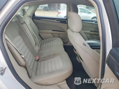 Zdjęcie 10 z 12 samochodu: 2017 FORD FUSION SE VIN:3FA6P0H75HR235454 - miniatura