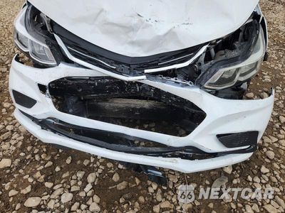 Zdjęcie 11 z 12 samochodu: 2017 CHEVROLET CRUZE LS VIN:1G1BC5SM8H7127443 - miniatura