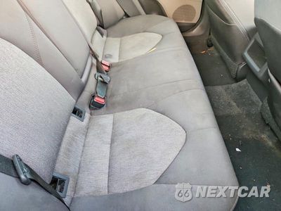 Zdjęcie 10 z 13 samochodu: 2019 TOYOTA CAMRY LE VIN:4T1B11HK2KU713409 - miniatura