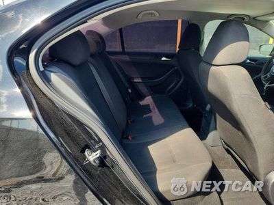 Zdjęcie 10 z 13 samochodu: 2016 VOLKSWAGEN JETTA SE VIN:3VWD67AJ8GM235881 - miniatura
