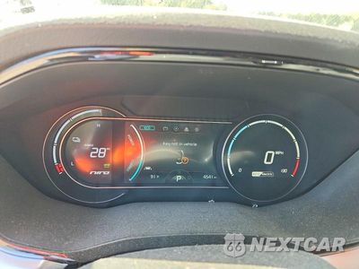 Zdjęcie 9 z 12 samochodu: 2021 KIA NIRO EX PREMIUM VIN:KNDCE3LG0M5098481 - miniatura