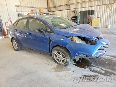 Czwarte zdjęcie samochodu z boku: 2019 FORD FIESTA SE VIN:3FADP4BJ1KM161215 - miniatura