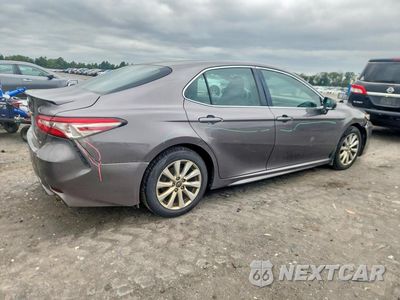 Trzecie zdjęcie samochodu z tyłu: 2019 TOYOTA CAMRY L VIN:4T1B11HK6KU771703 - miniatura