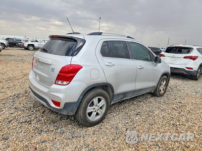 Trzecie zdjęcie samochodu z tyłu: 2019 CHEVROLET TRAX 1LT VIN:KL7CJLSB7KB809932 - miniatura