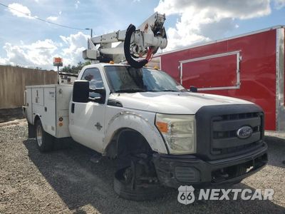 Czwarte zdjęcie samochodu z boku: 2012 FORD F550 SUPER DUTY BUCKET TRUCK VIN:1FDUF5GTXCEB11137 - miniatura