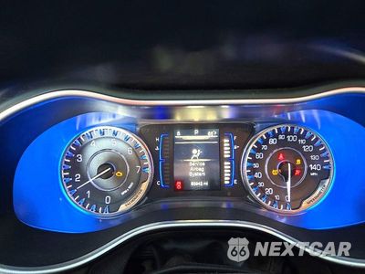 Zdjęcie 9 z 12 samochodu: 2016 CHRYSLER 200 LIMITED VIN:1C3CCCAB5GN119153 - miniatura
