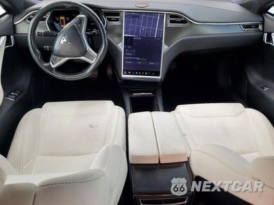 Zdjęcie 8 z 13 samochodu: 2017 TESLA MODEL S VIN:5YJSA1E20HF228714 - miniatura
