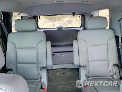 Zdjęcie 10 z 14 samochodu: 2018 CHEVROLET TAHOE K1500 LT VIN:1GNSKBKC2JR213171 - miniatura