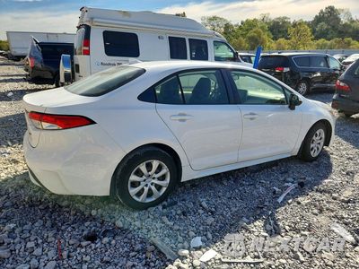 Trzecie zdjęcie samochodu z tyłu: 2020 TOYOTA COROLLA LE VIN:JTDEPRAEXLJ067395 - miniatura