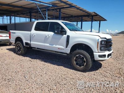 Czwarte zdjęcie samochodu z boku: 2025 FORD F250 SUPER DUTY VIN:1FT8W2BM3SED33733 - miniatura