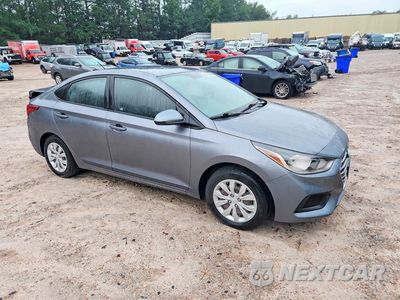 Czwarte zdjęcie samochodu z boku: 2019 HYUNDAI ACCENT SE VIN:3KPC24A31KE088705 - miniatura