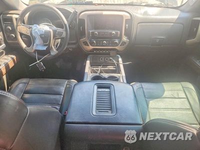Zdjęcie 8 z 13 samochodu: 2017 GMC SIERRA K1500 DENALI VIN:3GTU2PEC5HG329159 - miniatura