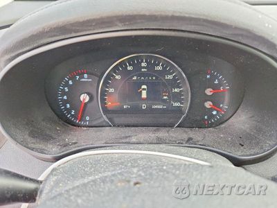 Zdjęcie 9 z 14 samochodu: 2017 KIA SORENTO SX V6 VIN:5XYPK4A51HG319391 - miniatura