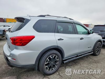 Trzecie zdjęcie samochodu z tyłu: 2019 NISSAN PATHFINDER SV VIN:5N1DR2MM6KC640498 - miniatura