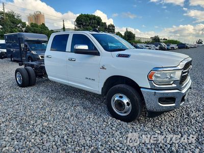 Czwarte zdjęcie samochodu z boku: 2022 RAM 3500 VIN:3C7WRTCL1NG390054 - miniatura