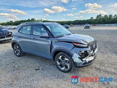 Czwarte zdjęcie samochodu z boku: 2022 HYUNDAI VENUE SEL VIN:KMHRC8A32NU174637 - miniatura