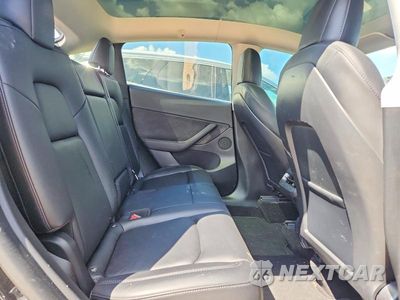 Zdjęcie 10 z 13 samochodu: 2021 TESLA MODEL Y VIN:5YJYGDEE2MF265472 - miniatura