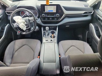 Zdjęcie 8 z 13 samochodu: 2023 TOYOTA HIGHLANDER LE VIN:5TDKDRAH1PS503582 - miniatura